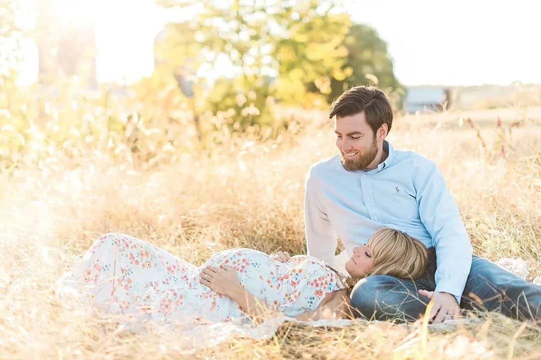 pregnant wedding photographers