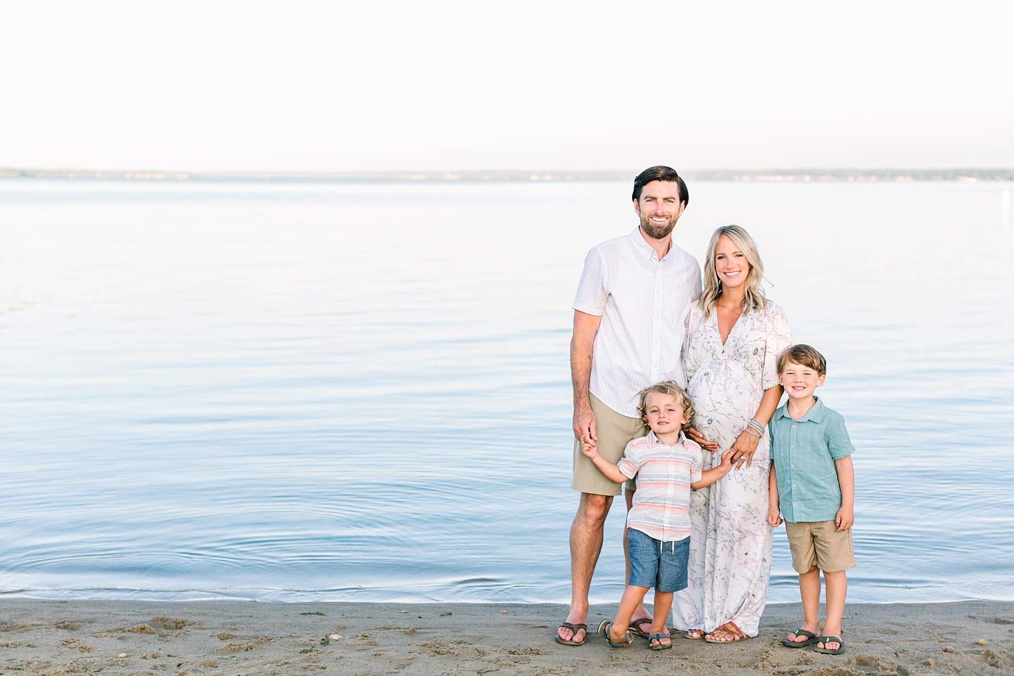 Outdoor Maternity Photos With Older Siblings in Miami area 